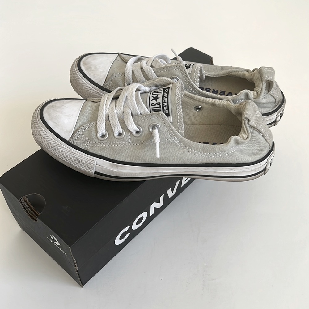 Converse shoreline slip on (Women US size 6)